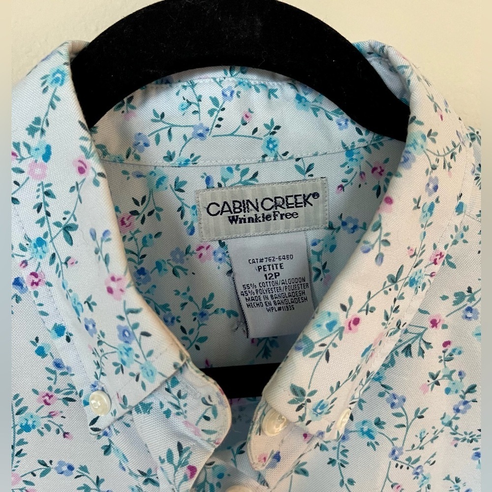 Cabin Creek Aqua Floral Button Down | Size 12P | Like New | Discontinued - Picture 9 of 12